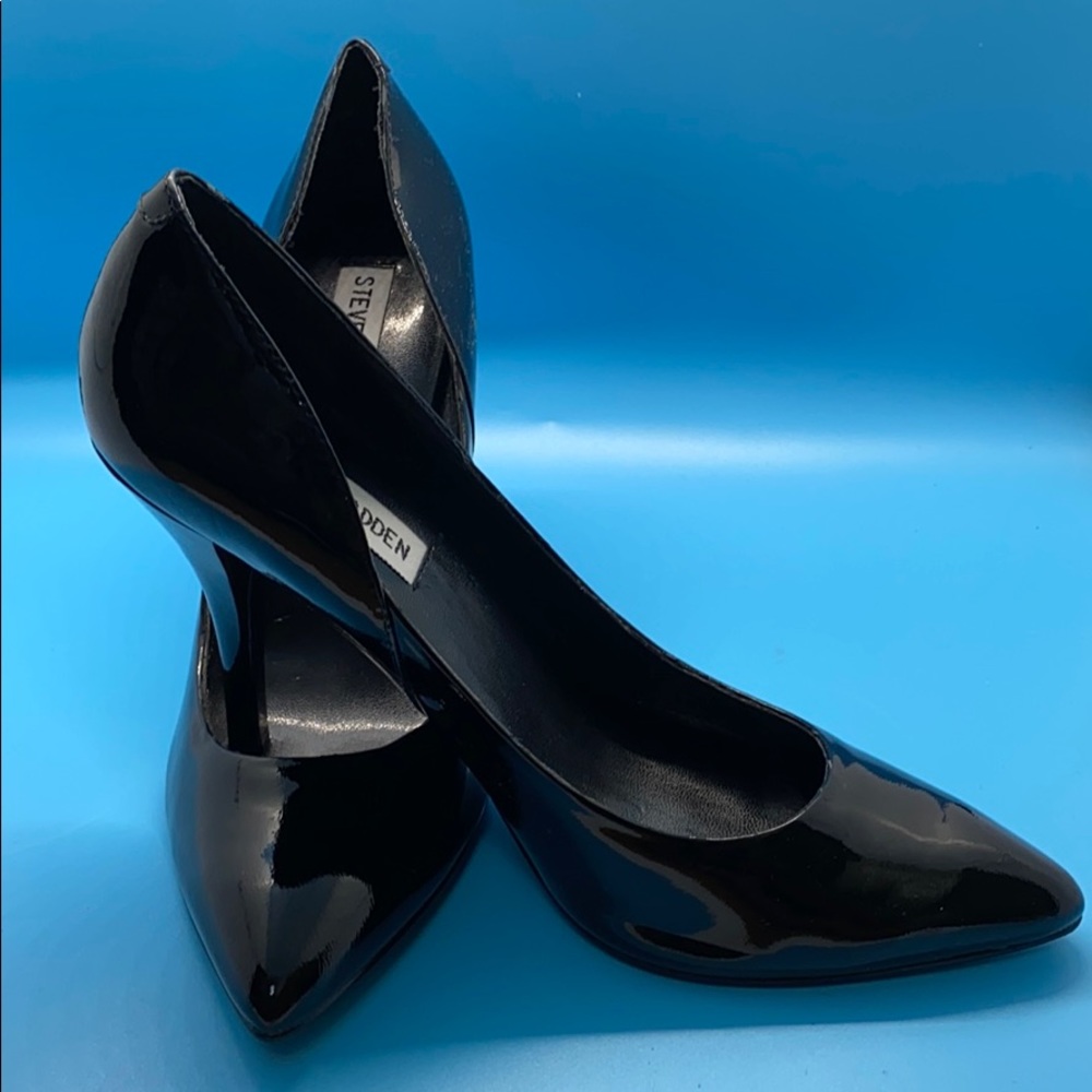 Steve Madden Black Pumps - Nicolett